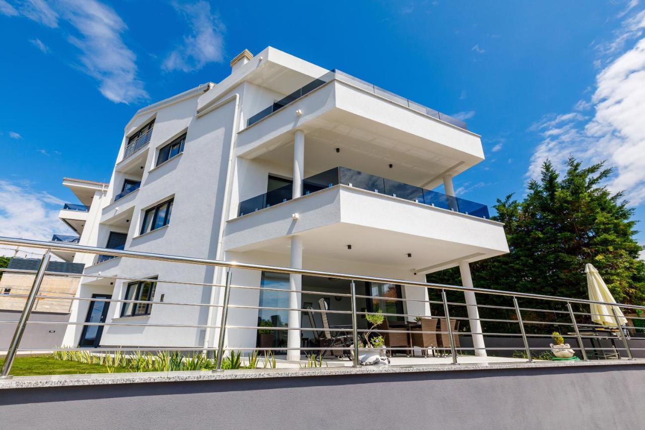 Apartment "Villa M" Kostrena Kültér fotó