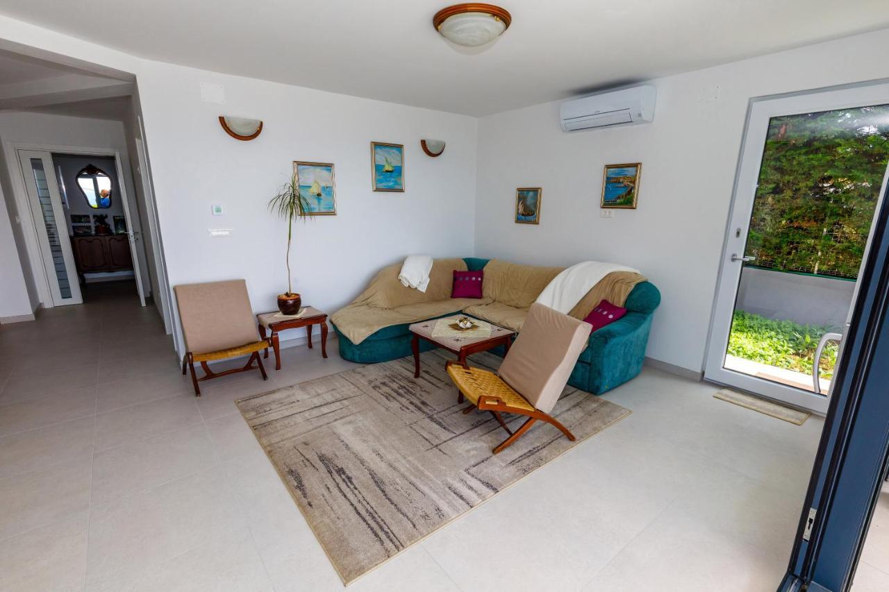 Apartment "Villa M" Kostrena Kültér fotó